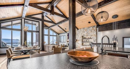 Opulence At Big White