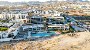 Exterior - Modern 2BR Condo in Cabo by The Agency Baja (Cabo San Lucas)