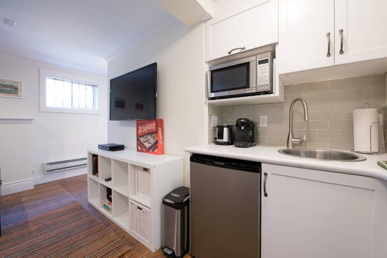 Fridge, microwave, coffee/tea maker, electric kettle