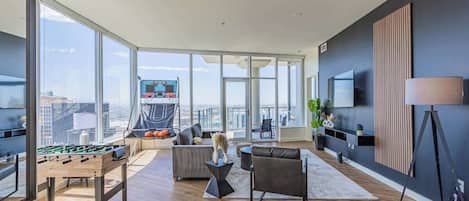 TV, offices