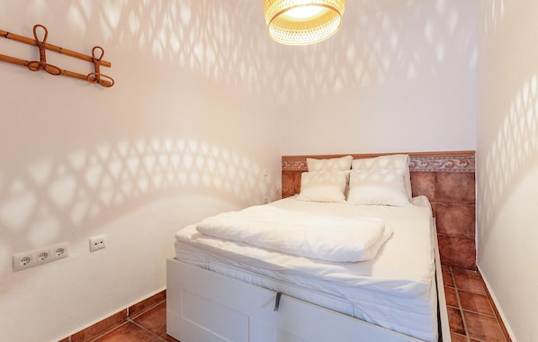 3 chambres, fer et planche à repasser, Wi-Fi gratuit
