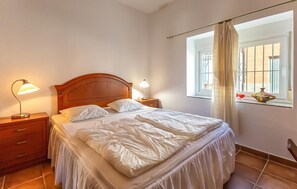 3 bedrooms, iron/ironing board, free WiFi - 3 bedroom nice home in Cartagena (Cartagena)