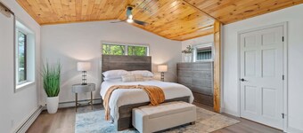 Lakeview, Spa, Firepit, BBQ, Fireplace + Speakeasy