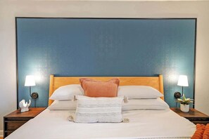 1 bedroom, iron/ironing board, travel cot, WiFi - Prime Downtown Atlanta Condo with Balcony (Atlanta)