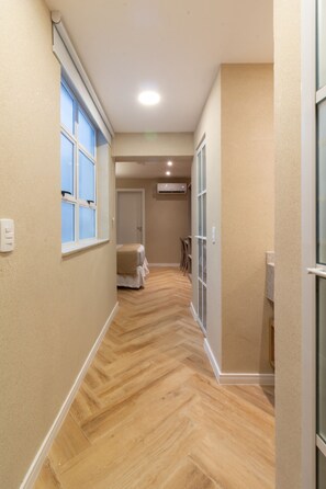 2 chambres, fer et planche à repasser, Wi-Fi gratuit, draps fournis