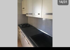 Kühlschrank, Ofen, Herdplatte, Geschirrspüler