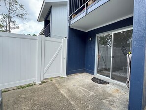Exterior detail - Baton Rouge Bliss!         Trendy 2BR Apartment   Near Everything (Baton Rouge)