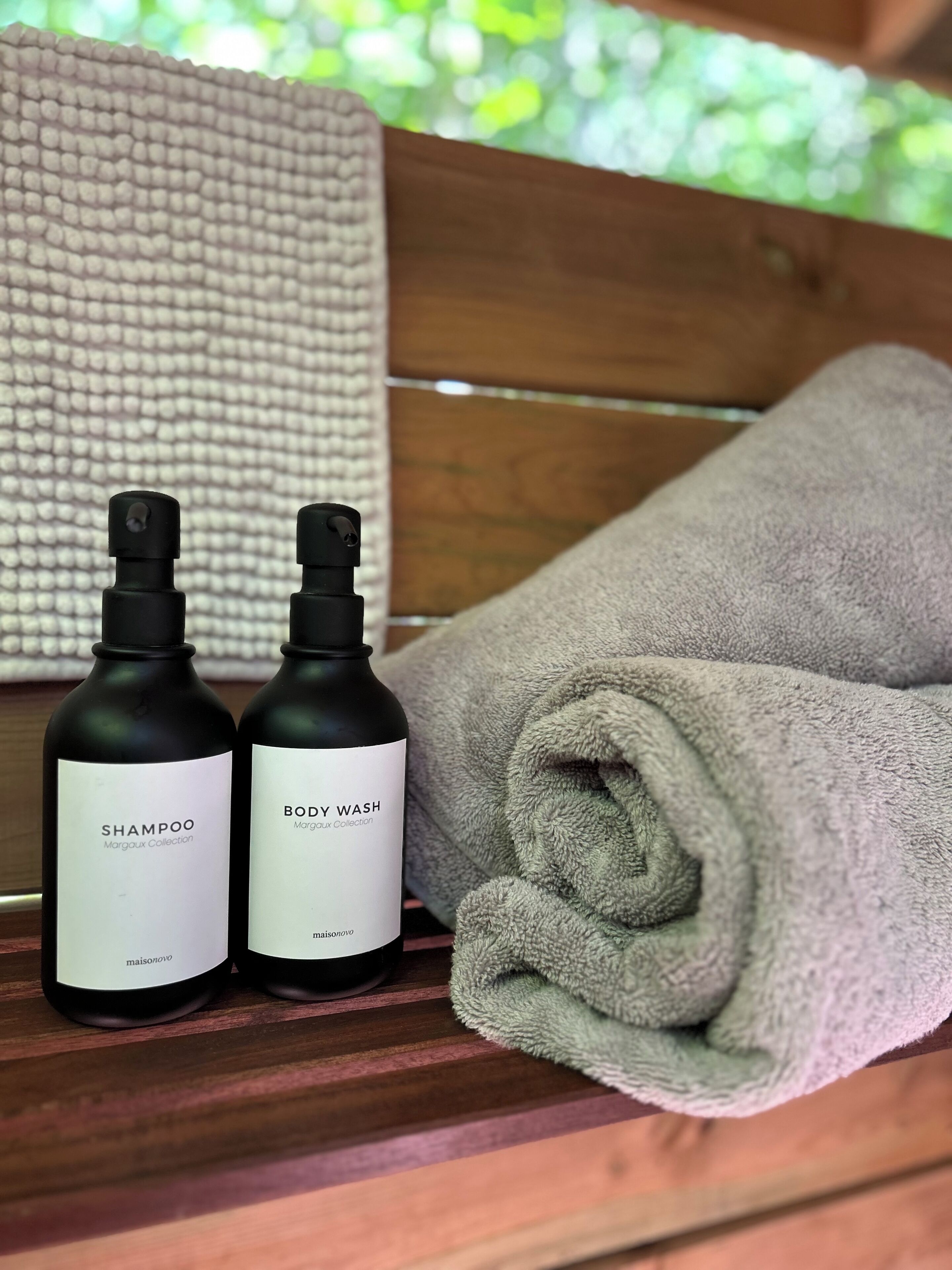 环保洗浴用品、毛巾、肥皂、洗发水