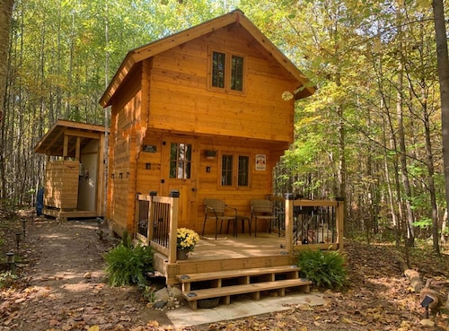 Wake Up Slow • Wood fire, forest sauna & silence