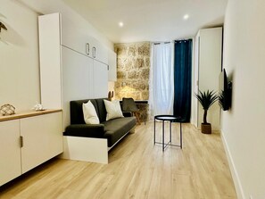 TV - Cocon Lamartine (Niza)