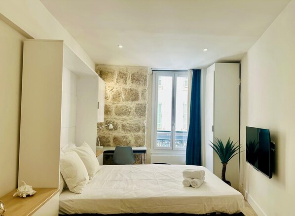 Iron/ironing board, free WiFi, bed sheets - Cocon Lamartine (Niza)