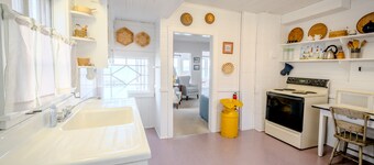 Dreamlea is an oceanfront 3-bedroom house in Belfast, Maine
