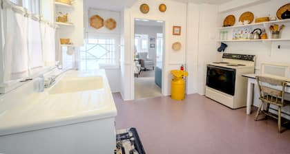 Dreamlea is an oceanfront 3-bedroom house in Belfast, Maine