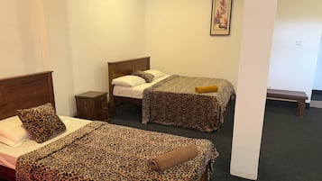 Family Chalet, Non Smoking, Garden View | Individually decorated, individually furnished, desk, laptop workspace