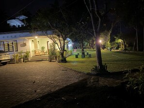 Front of property - evening/night - Thomasz Lodge (Kandy)