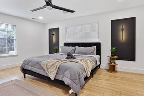 4 bedrooms, desk, iron/ironing board, WiFi