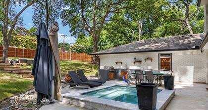 Elegant Villa Heated Pool Firepit • 3.5 Baths