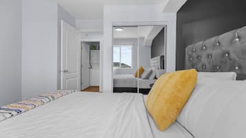 2 quartos, ferros/tábuas de passar roupa, Wi-Fi, roupa de cama