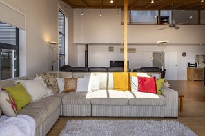 تلفزيون، مدفأة