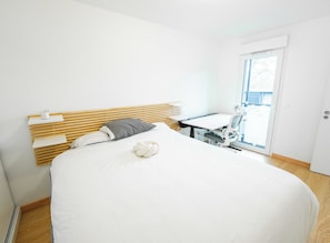 1 chambre, fer et planche à repasser, Wi-Fi, draps fournis