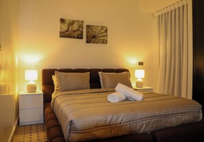 2 bedrooms, iron/ironing board, free WiFi, bed sheets - Typical Moroccan 2BR, Pool, Gym, Security 24h (Marrakech)