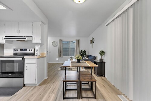 Central Bellevue Guesthouse 