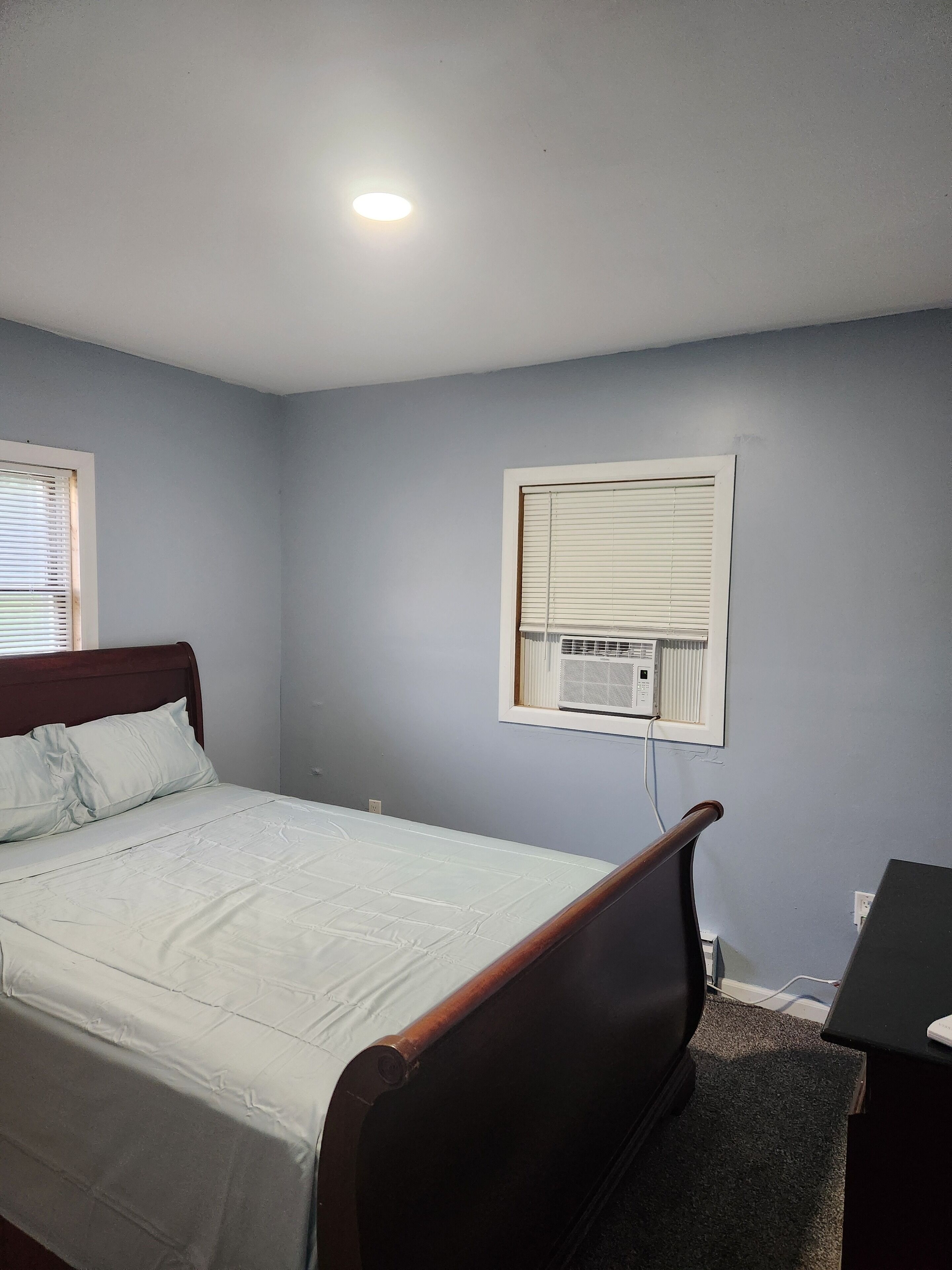 2 Schlafzimmer, Schreibtisch, Bügeleisen/Bügelbrett, kostenloses WLAN