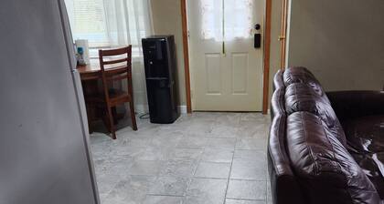 Friendly 2-Bedroom Getaway with Full Kitchen & Outdoor Space — near Ithaca