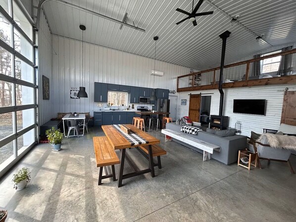 TV connectée, cheminée