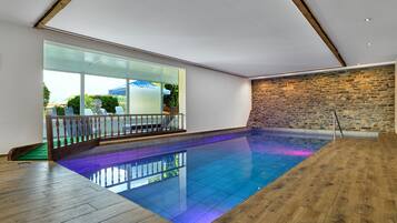 Piscina interna
