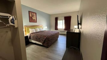 1 slaapkamer, een bureau, een strijkplank/strijkijzer, gratis wifi