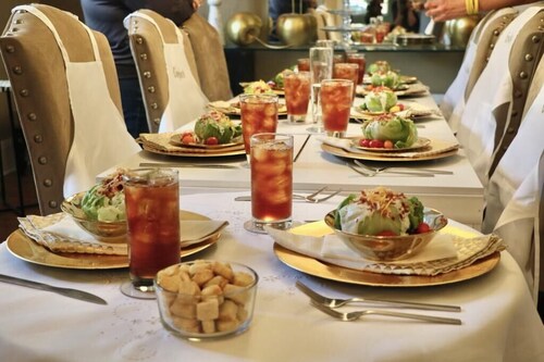 The Good Knight Inn BnB- Bedrm 4.5 bath Historic Mansion