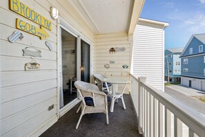 Property grounds - "Beach Baybee!" PF Fun in the SUN! (Carolina Beach)