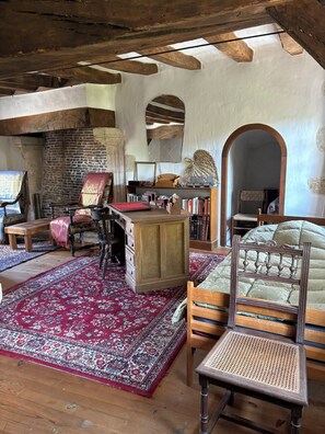 2 habitaciones, escritorio, cuna de viaje y wifi gratis 