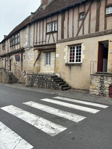 House in the village of Balzac and Calder in the heart of the Loire castles