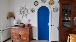 Interior - Argentiera sea view close to everything (Toscana)