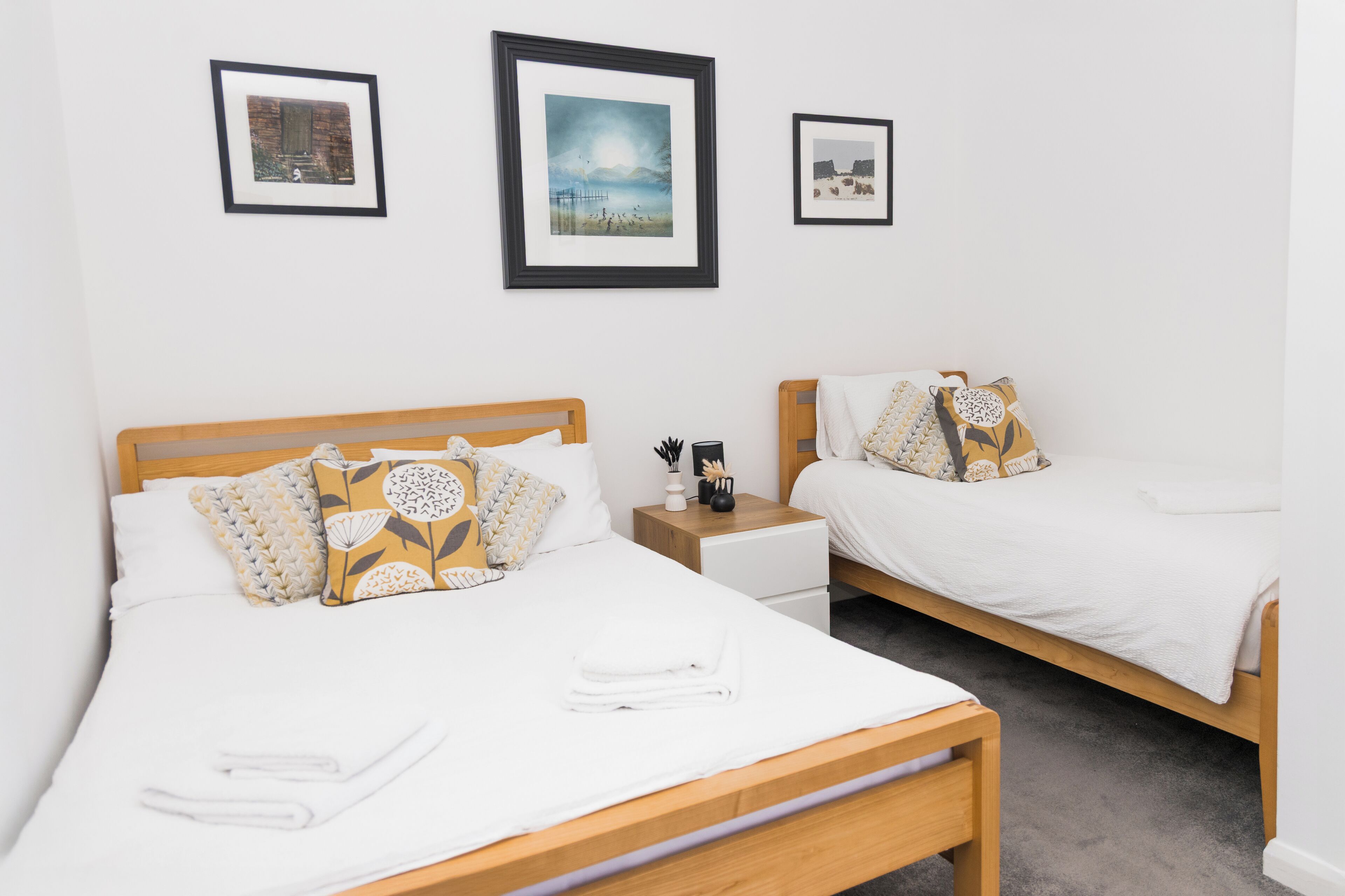 Family Triple Room, Multiple Beds, Non Smoking, Private Bathroom | Iron/ironing board, free WiFi