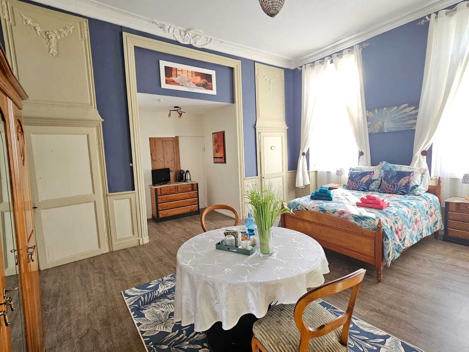 Phòng đôi dành cho gia đình | Bộ đồ giường cao cấp, màn/rèm cản sáng 