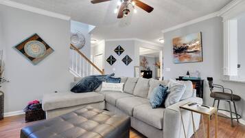 TV connectée, cheminée