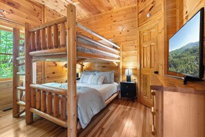 4 Schlafzimmer, Bügeleisen/Bügelbrett, Reisekinderbett, kostenloses WLAN
