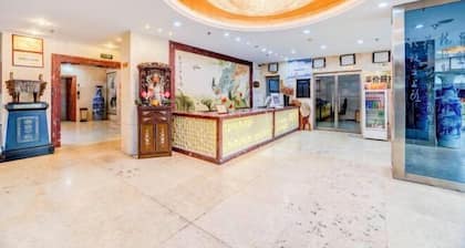 Baiwei Business Hotel (Qinhuangdao Railway Station)