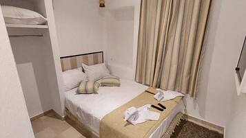 Kahden hengen classic-huone, 1 parisänky, kaupunkinäköala | Ilmainen Wi-Fi