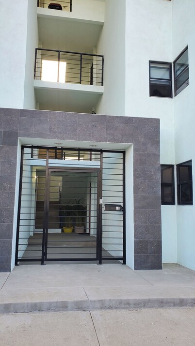 Cozy 2-Bedroom Apartment in Gated Community with Free WiFi
