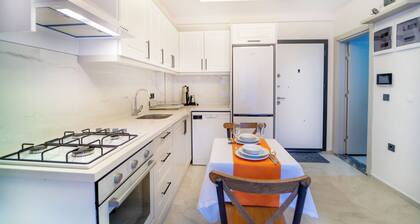 Charming 1-bedroom apartment in delightful Muğla with fitness room, WiFi