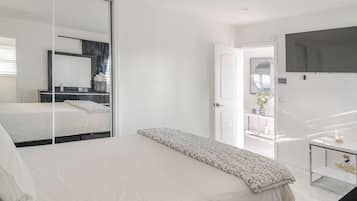 4 soverom, skrivebord, strykejern/-brett og wi-fi (inkludert)