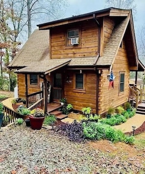 Exterior - CharMing 2-BeD CoZy CaBin w-WiFi, AC & FiRe PlaCe, CenTraL to 3 LoCal MTN.Towns (Franklin)