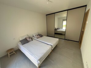 3 多间卧室、熨斗/熨衣板、旅行婴儿床、WiFi