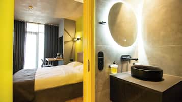 Cortinas blackout y sistema de insonorización