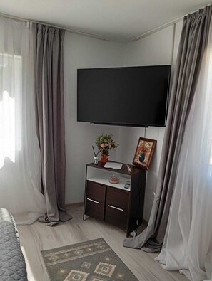 2 Schlafzimmer, Bügeleisen/Bügelbrett, WLAN, Bettwäsche