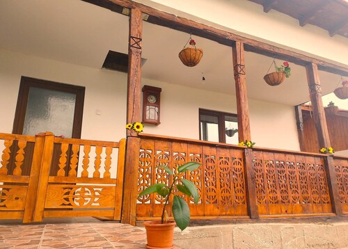 Relax in the Heart of Nature at Pridvorul Stoenești – Family & Peaceful Retreat!